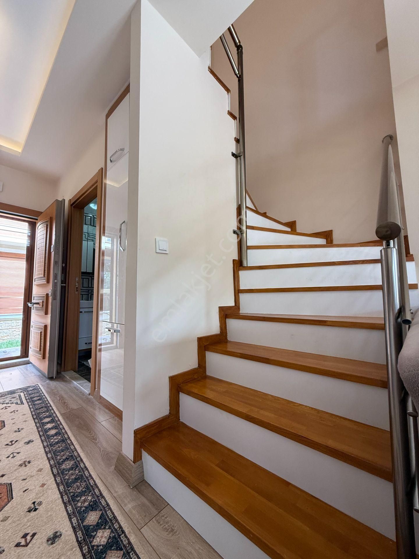 Güre'de Denize 100 Metre 4 Adet 3+1 Lüks Villa Satışta - Görsel 24