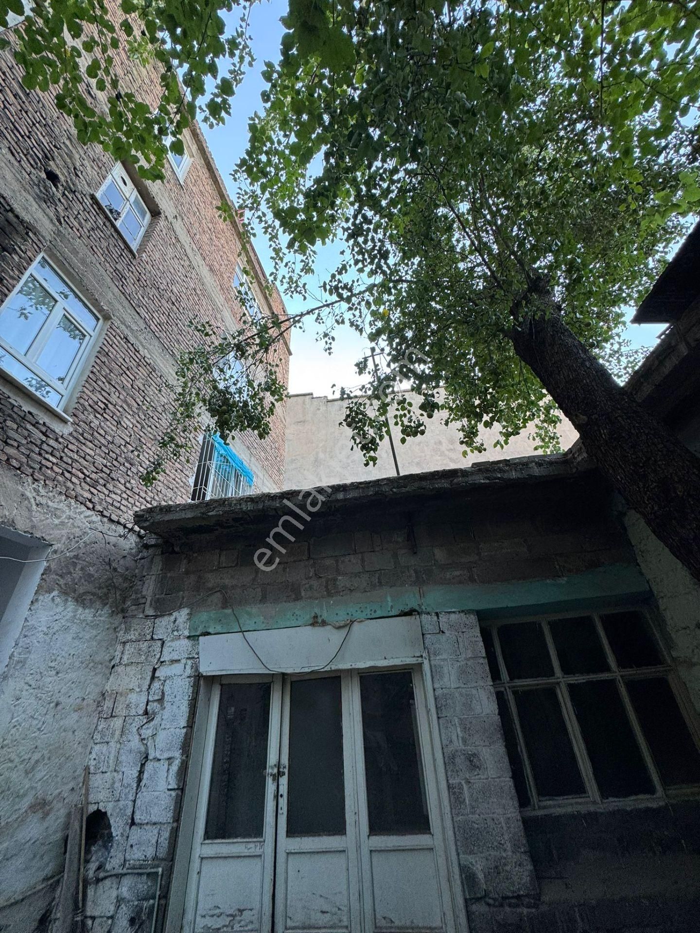 Makro Life Gayrimenkul'den Ulu Cami Yanında Satılık Z+4 Katlı Bina - Görsel 12