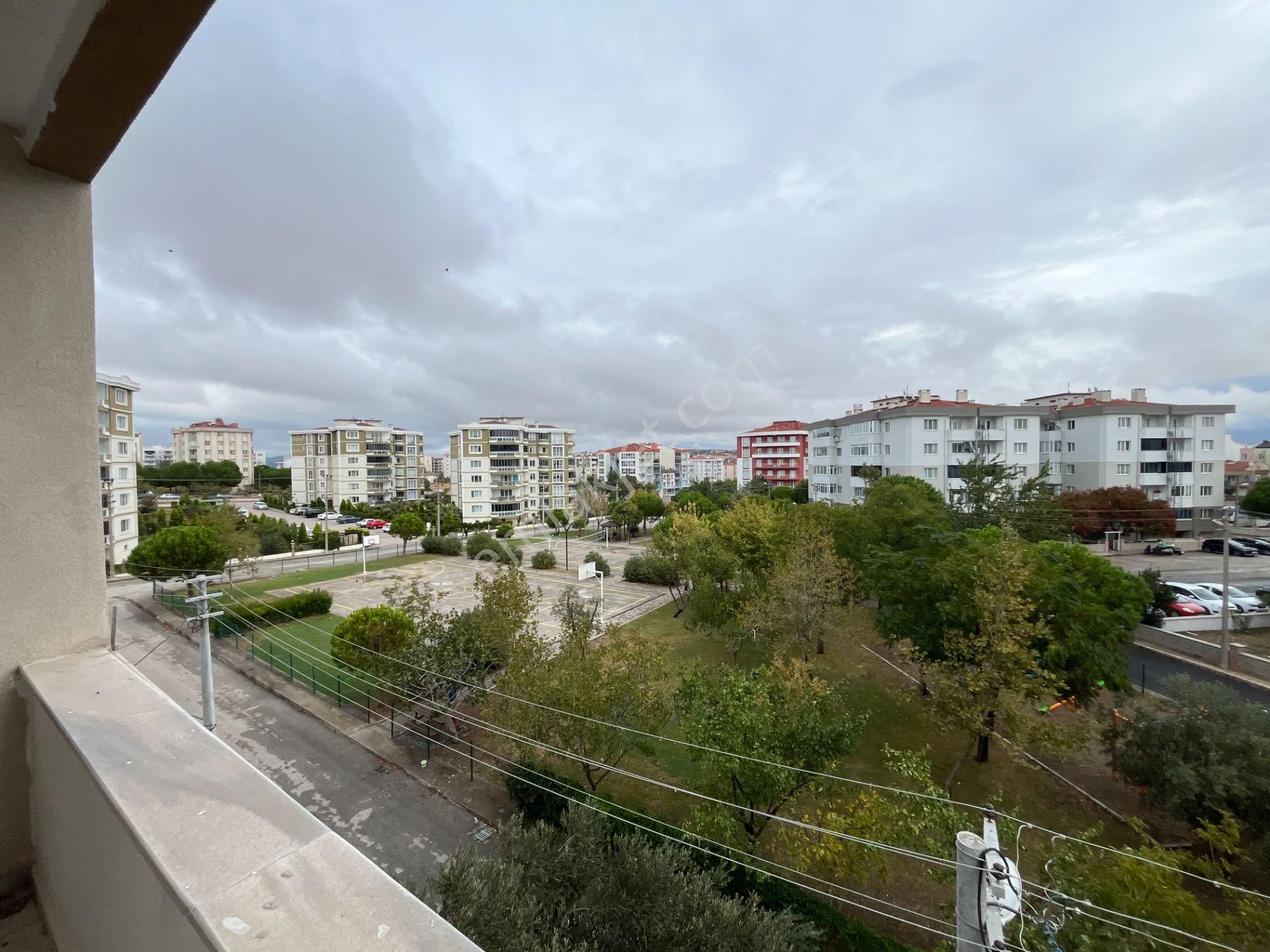 Çanakkale Merkez Esenler'de 3+1 Kiralık Daire