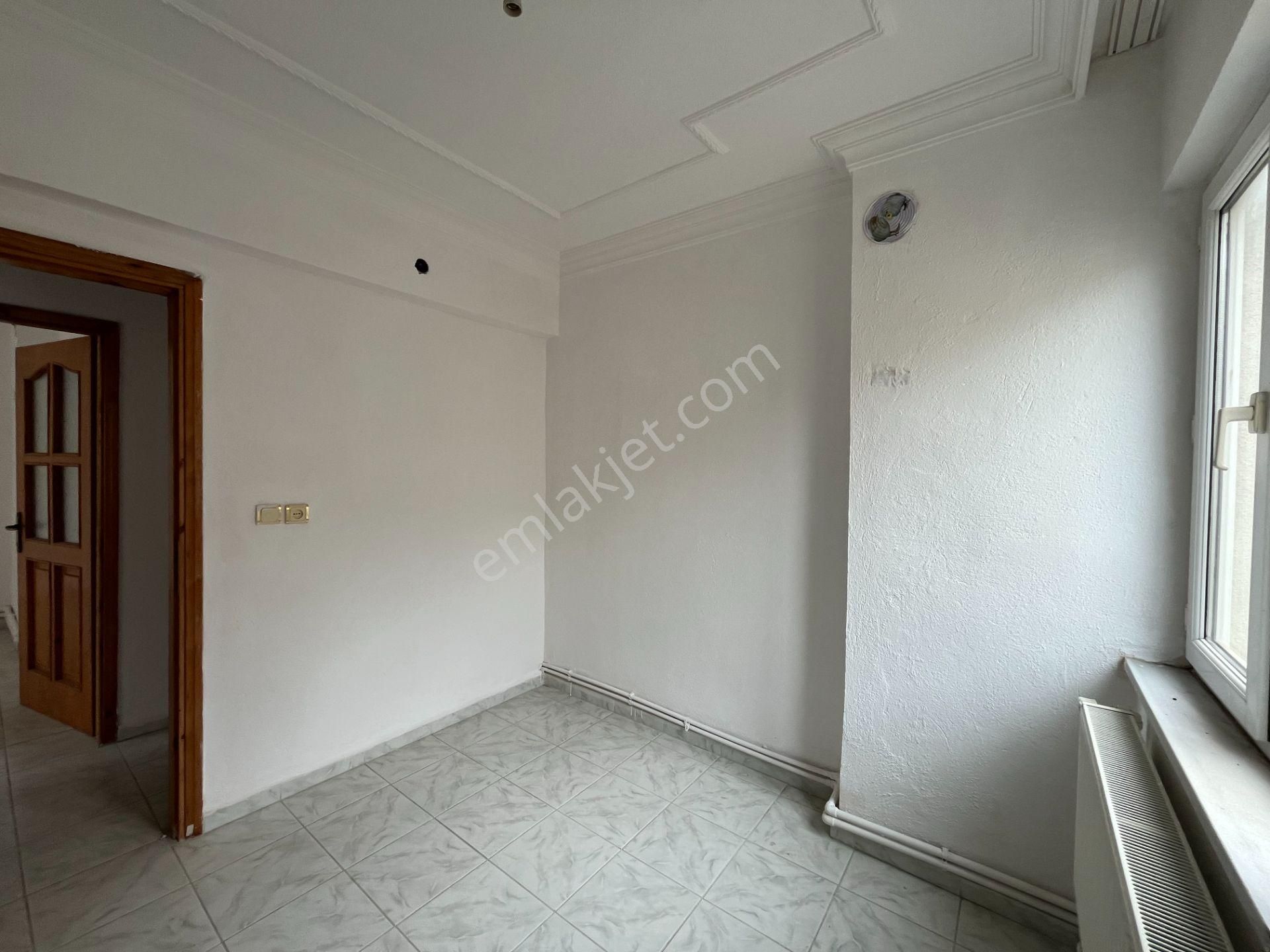 Çanakkale Merkez Esenler'de 3+1 Kiralık Daire - Görsel 17