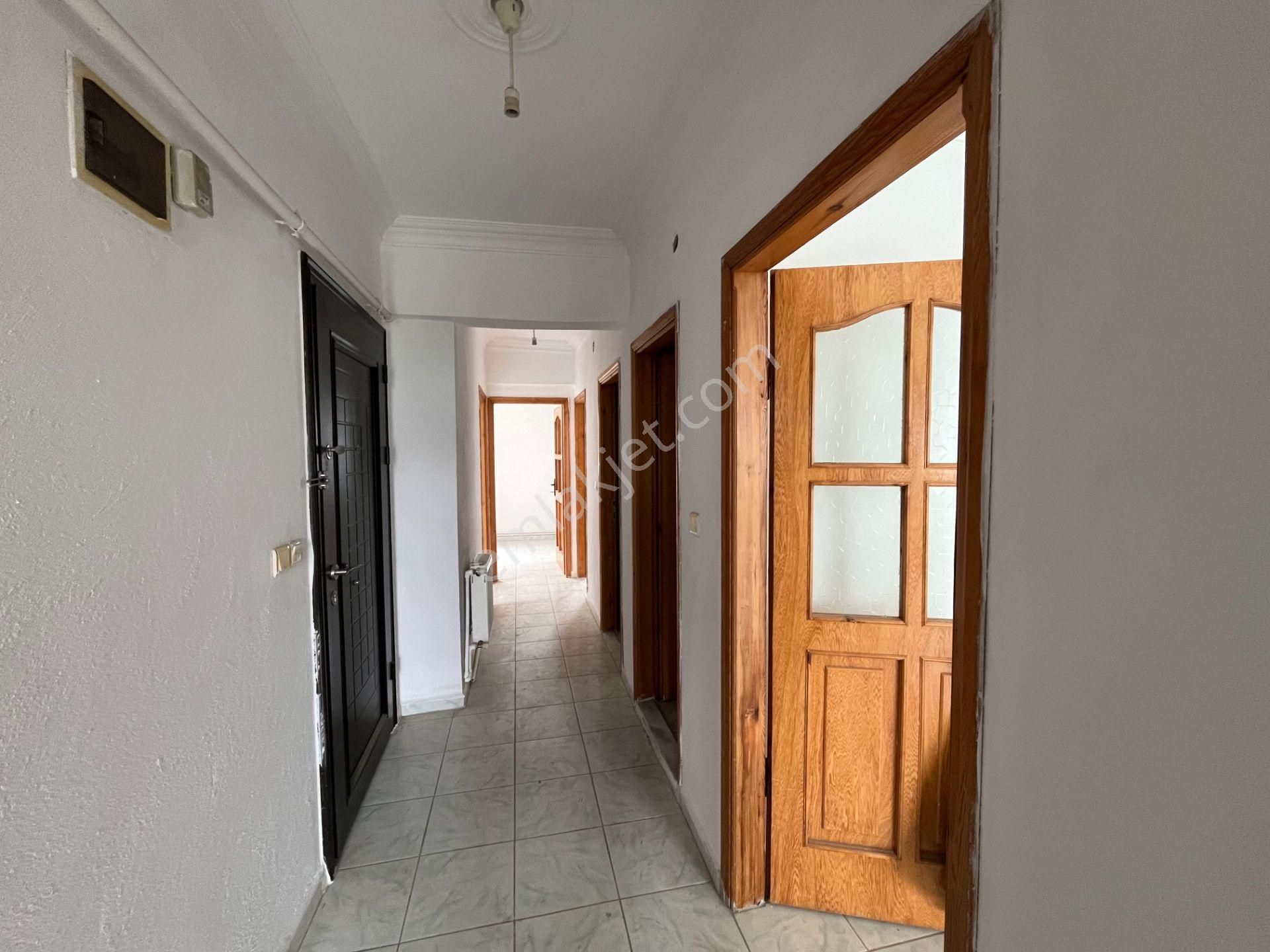 Çanakkale Merkez Esenler'de 3+1 Kiralık Daire - Görsel 18