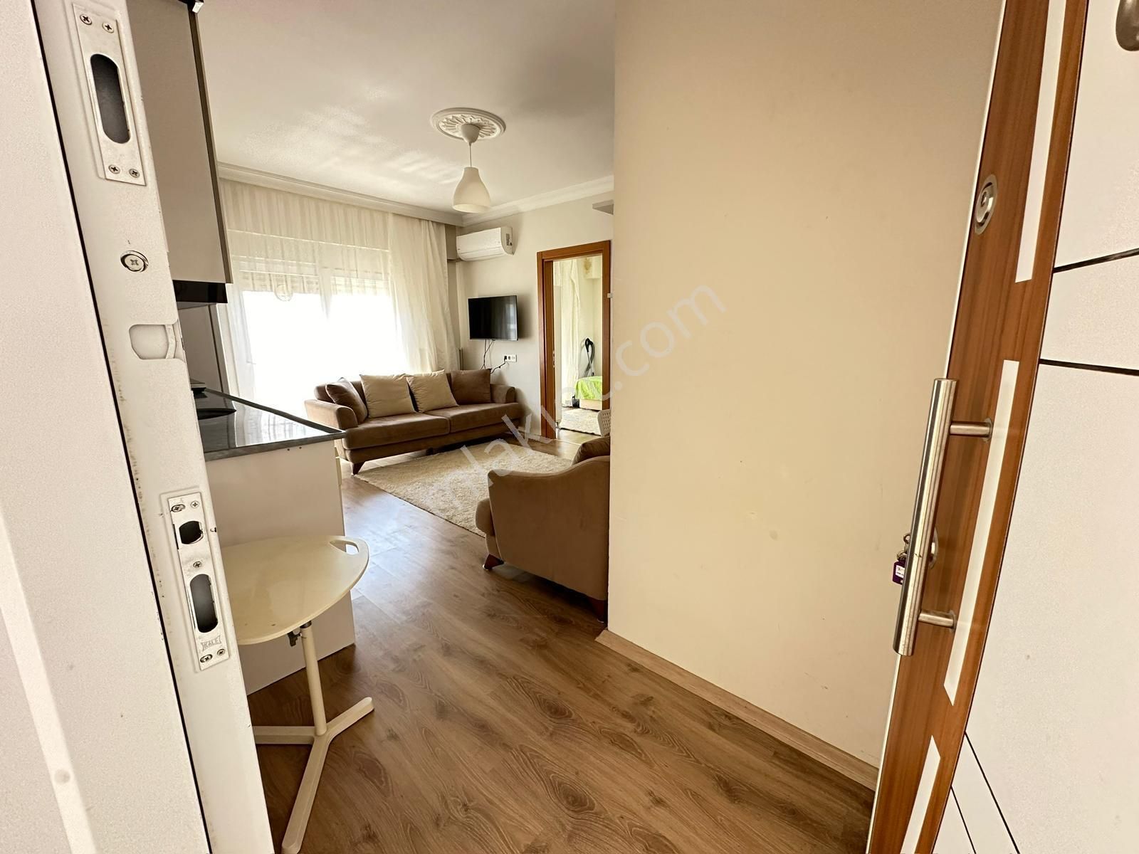 Seyrekte Eşyalı 2+1 Doğalgazlı Kiralık Daire - Görsel 3