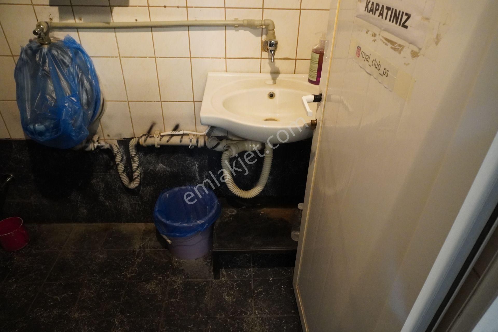 Ataşehirde Kiralık Fiyat Düştü Dükkan Mevkii Yerde 70m2 Wcli Çiğliserkan - Görsel 5