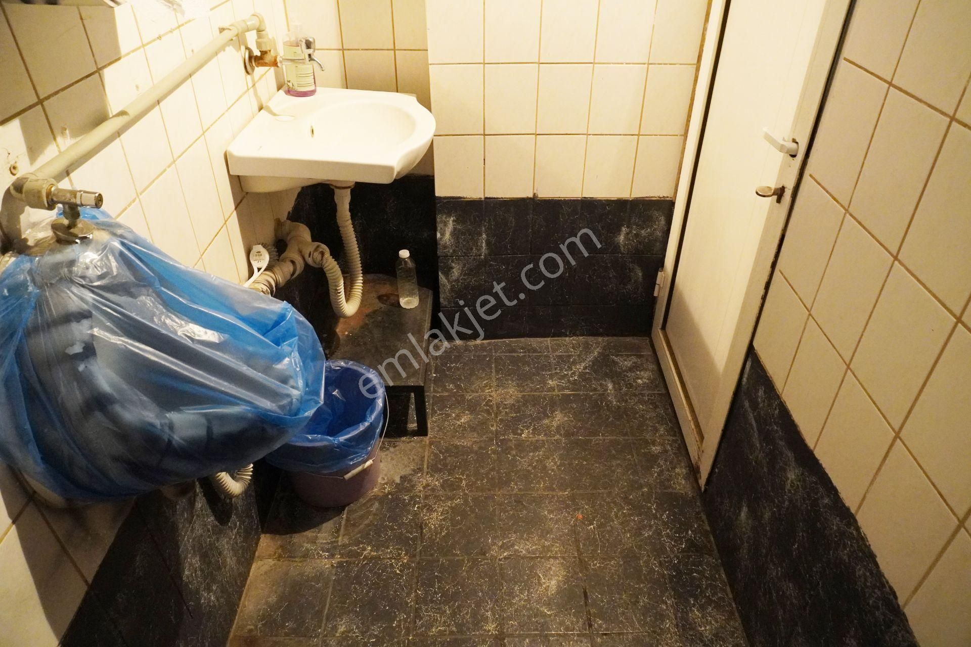 Ataşehirde Kiralık Fiyat Düştü Dükkan Mevkii Yerde 70m2 Wcli Çiğliserkan - Görsel 9