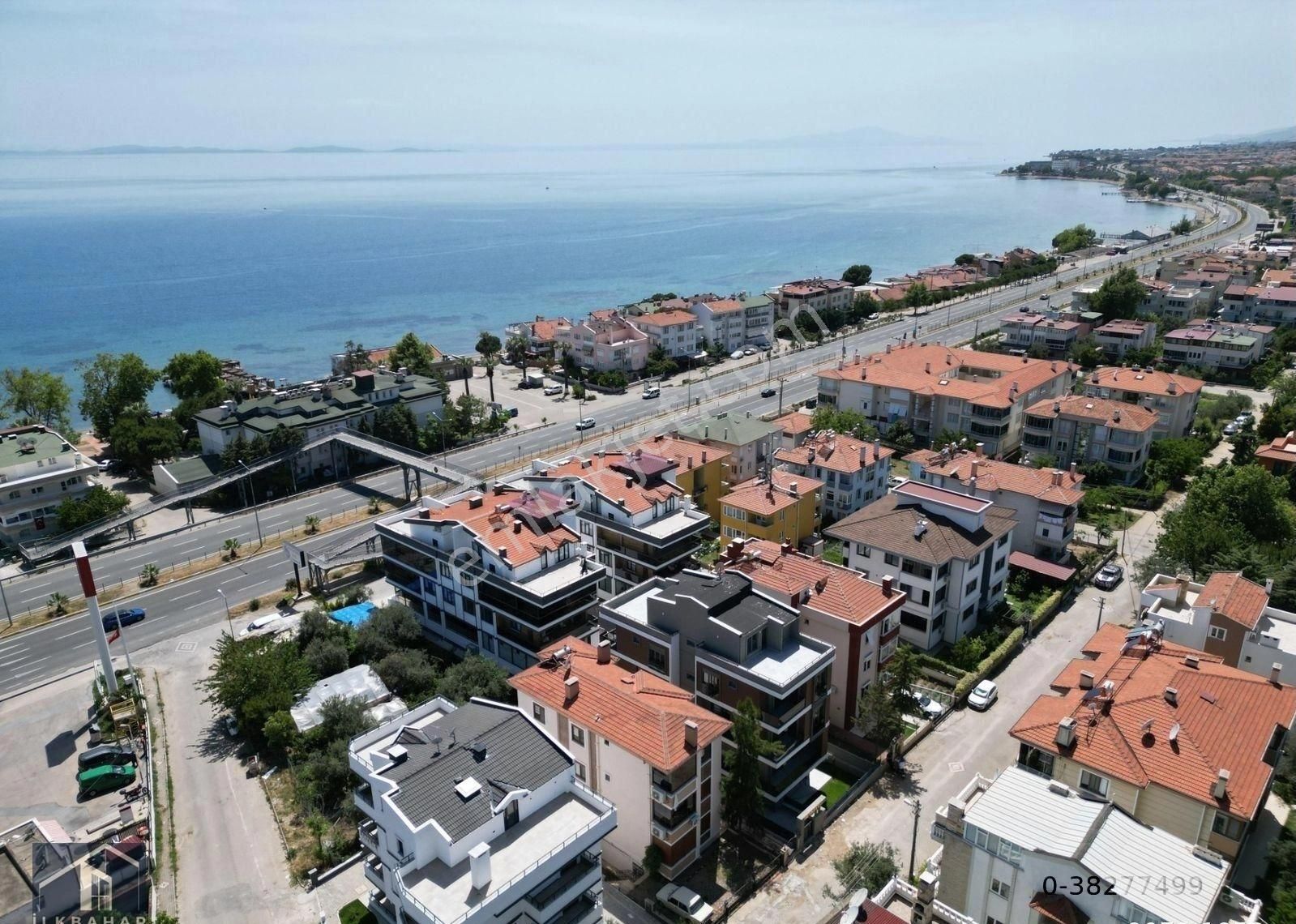 Altınoluk İlkbahar'dan Çarşıya Yakın Denize 150mt Asansörlü Sıfır Bahçe Dublexi - Görsel 9