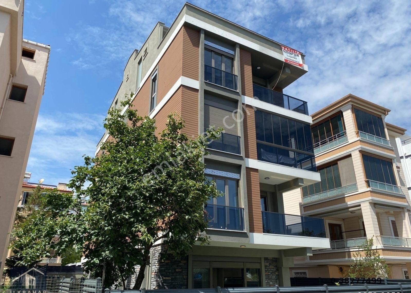 Altınoluk İlkbahar'dan Çarşıya Yakın Denize 150mt Asansörlü Sıfır Bahçe Dublexi - Görsel 2