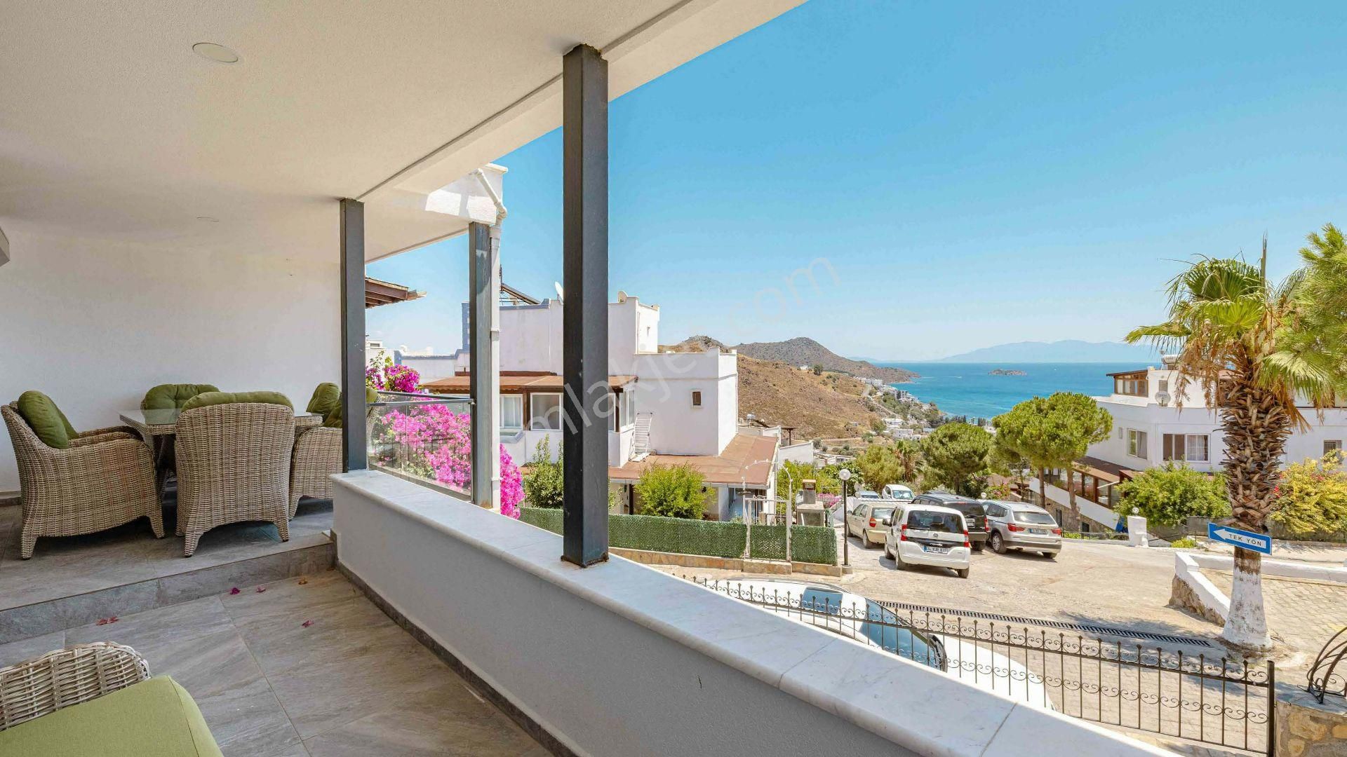 Meteor Beach'e Yürüme Mesafesinde Trıpleks İkiz Müstakil Villa - Görsel 34