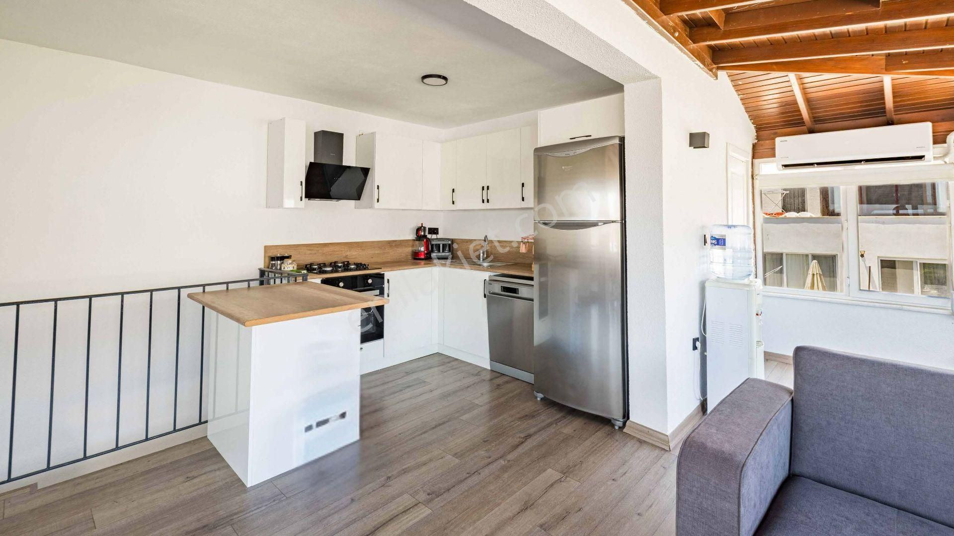 Meteor Beach'e Yürüme Mesafesinde Üst Kat Çatı Dubleks Daire - Görsel 13