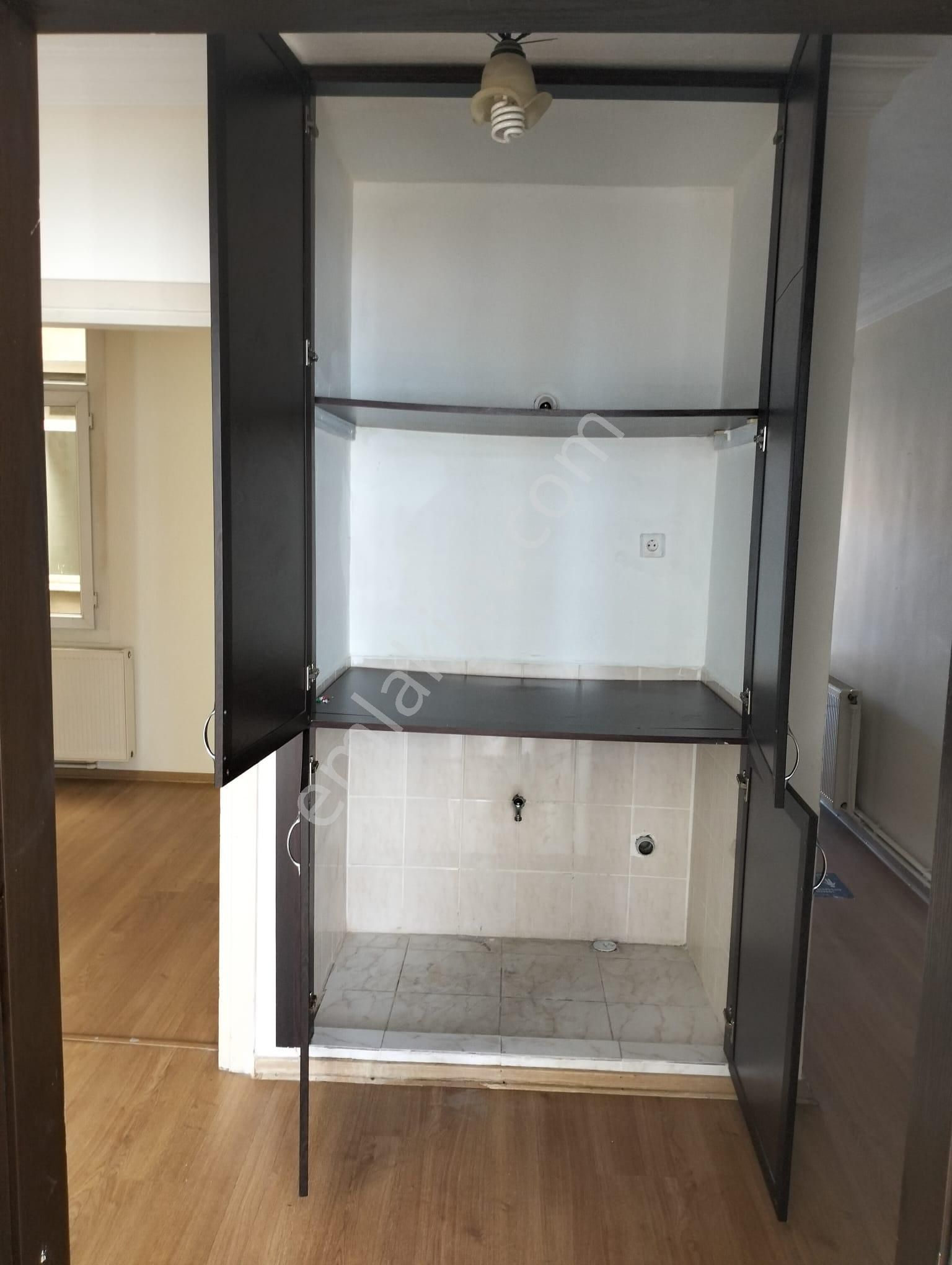 Üçyol Meydana Yürüme Mesafesinde Yayla Gibi 5+1 200 M2 Daire - Görsel 9