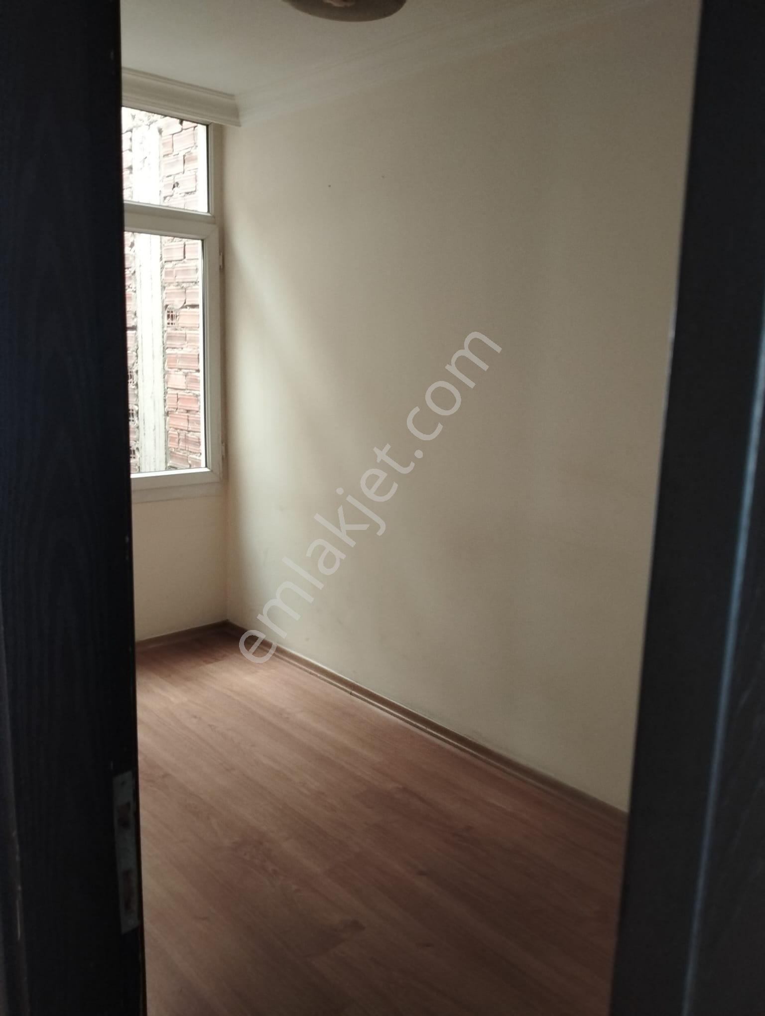 Üçyol Meydana Yürüme Mesafesinde Yayla Gibi 5+1 200 M2 Daire - Görsel 8
