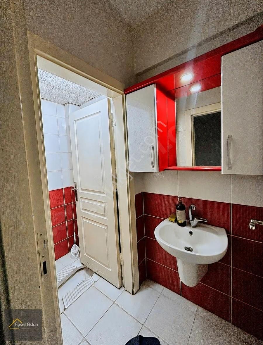 Esenyurtta 3+1 Ara Kat İçi Full Yapılı Satılık Daire - Görsel 5