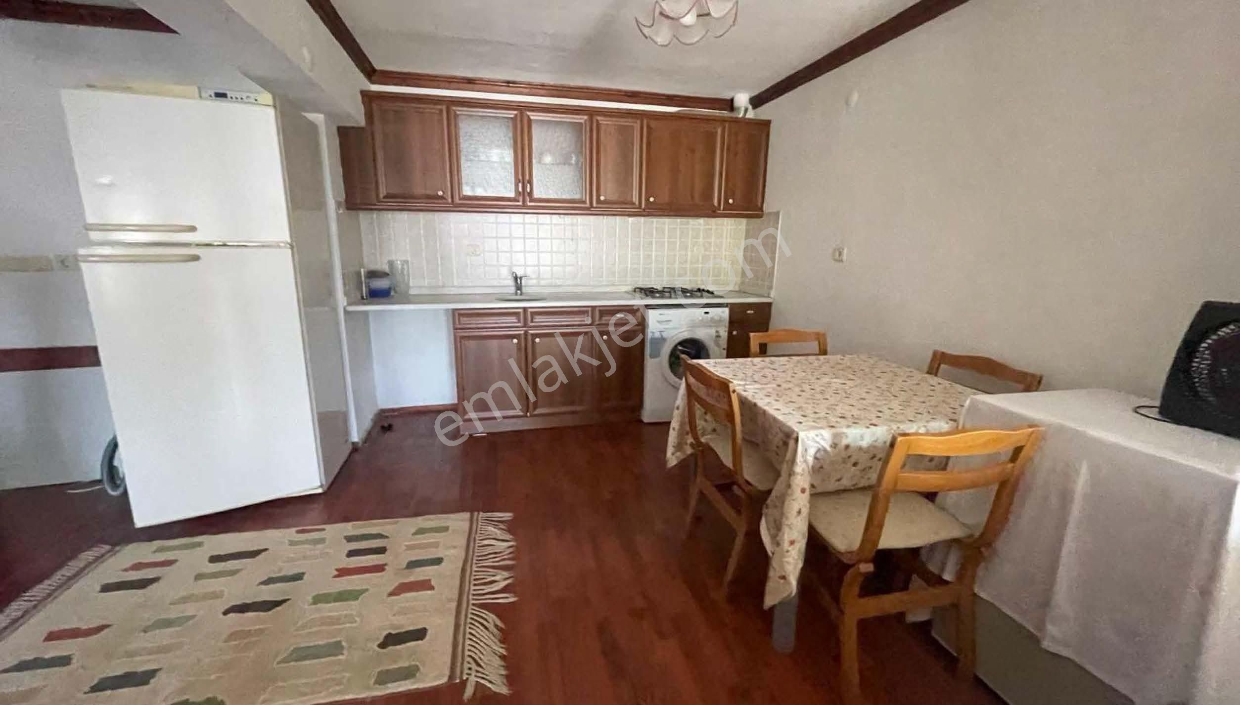 Gürece'de İkiz Tripleks Villa - Görsel 19