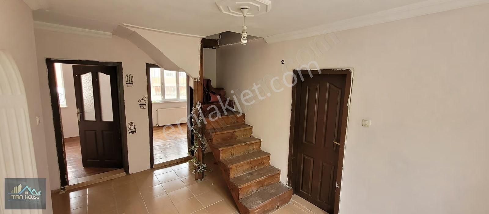 Safranbolu Merkezde Kiralık Müstakil Ev - Görsel 15