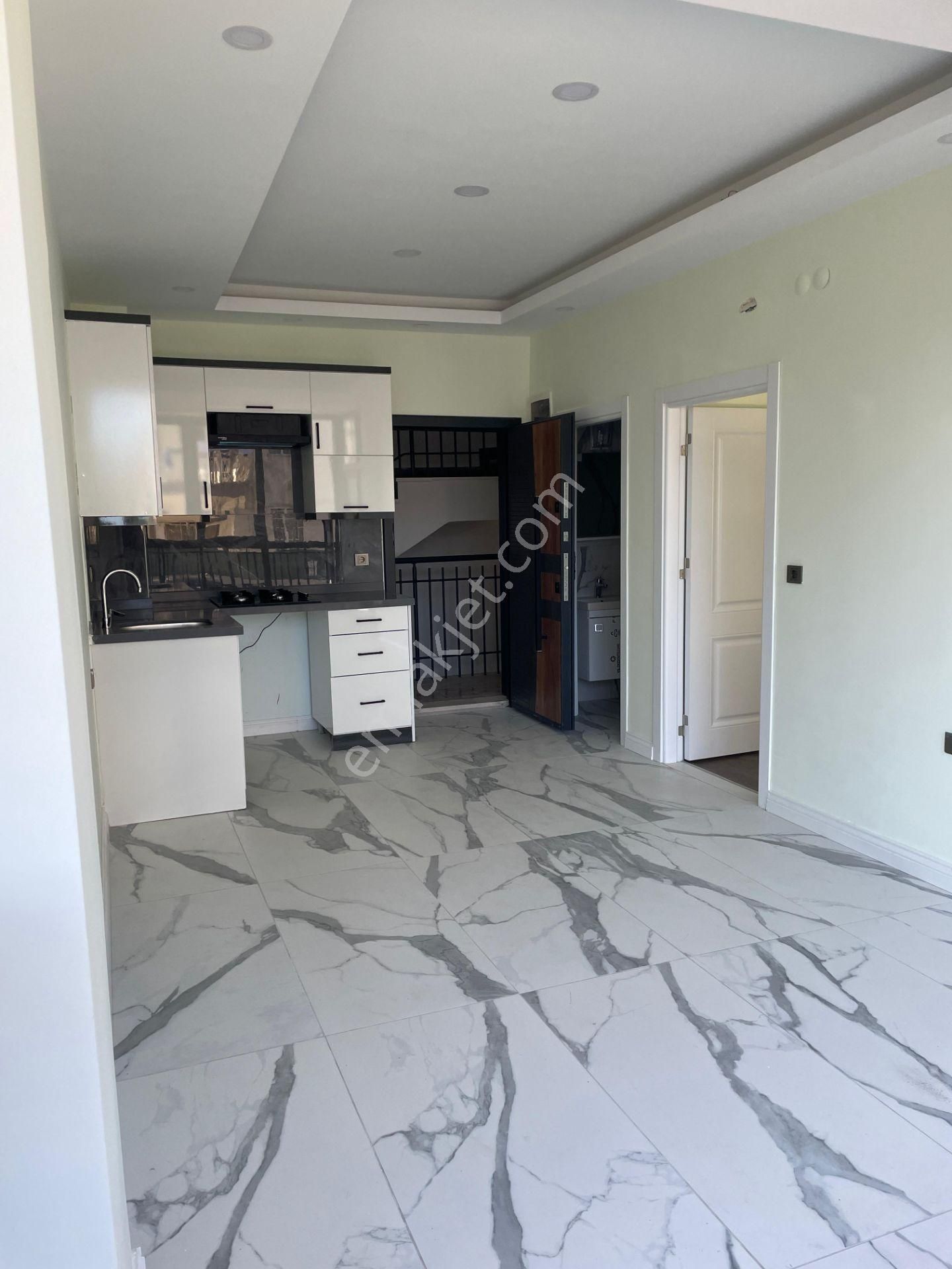 Side'de Satılık Havuzlu 1+1 Daire - Görsel 3