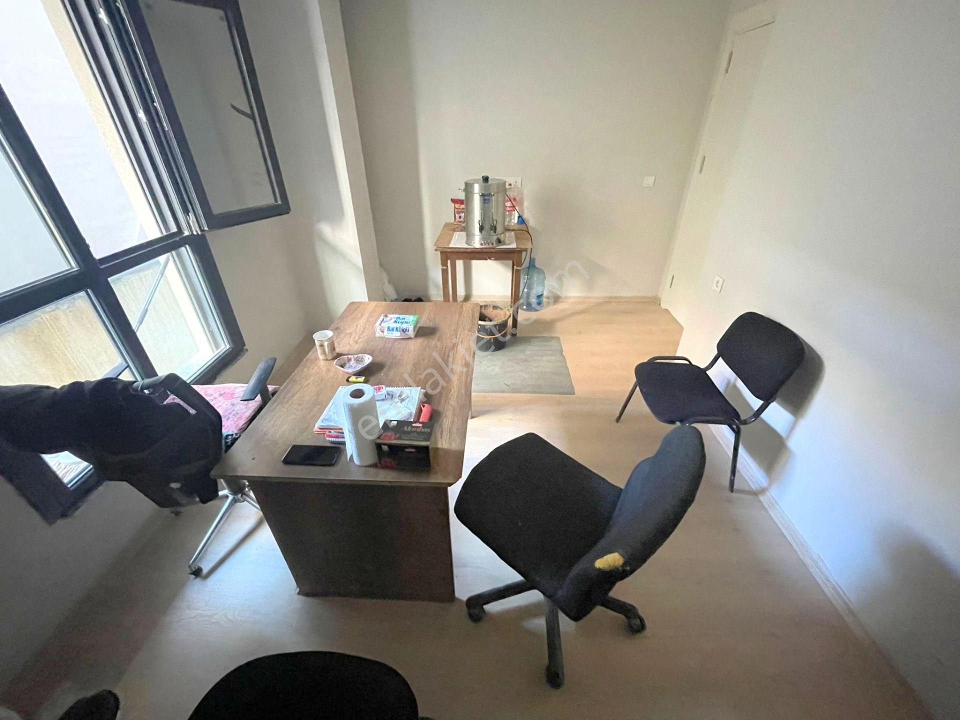 Emlak Dünyasından İdealtepe Koru Parkına Çok Yakın 1+1 55 M2 - Görsel 9