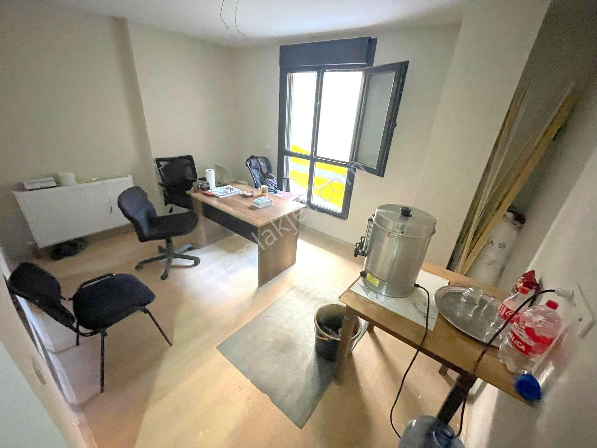 Emlak Dünyasından İdealtepe Koru Parkına Çok Yakın 1+1 55 M2 - Görsel 7