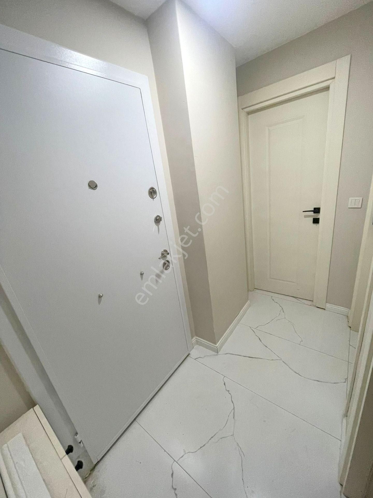 Emlak Dünyasından İdealtepe Koru Parkına Çok Yakın 1+1 55 M2 - Görsel 15