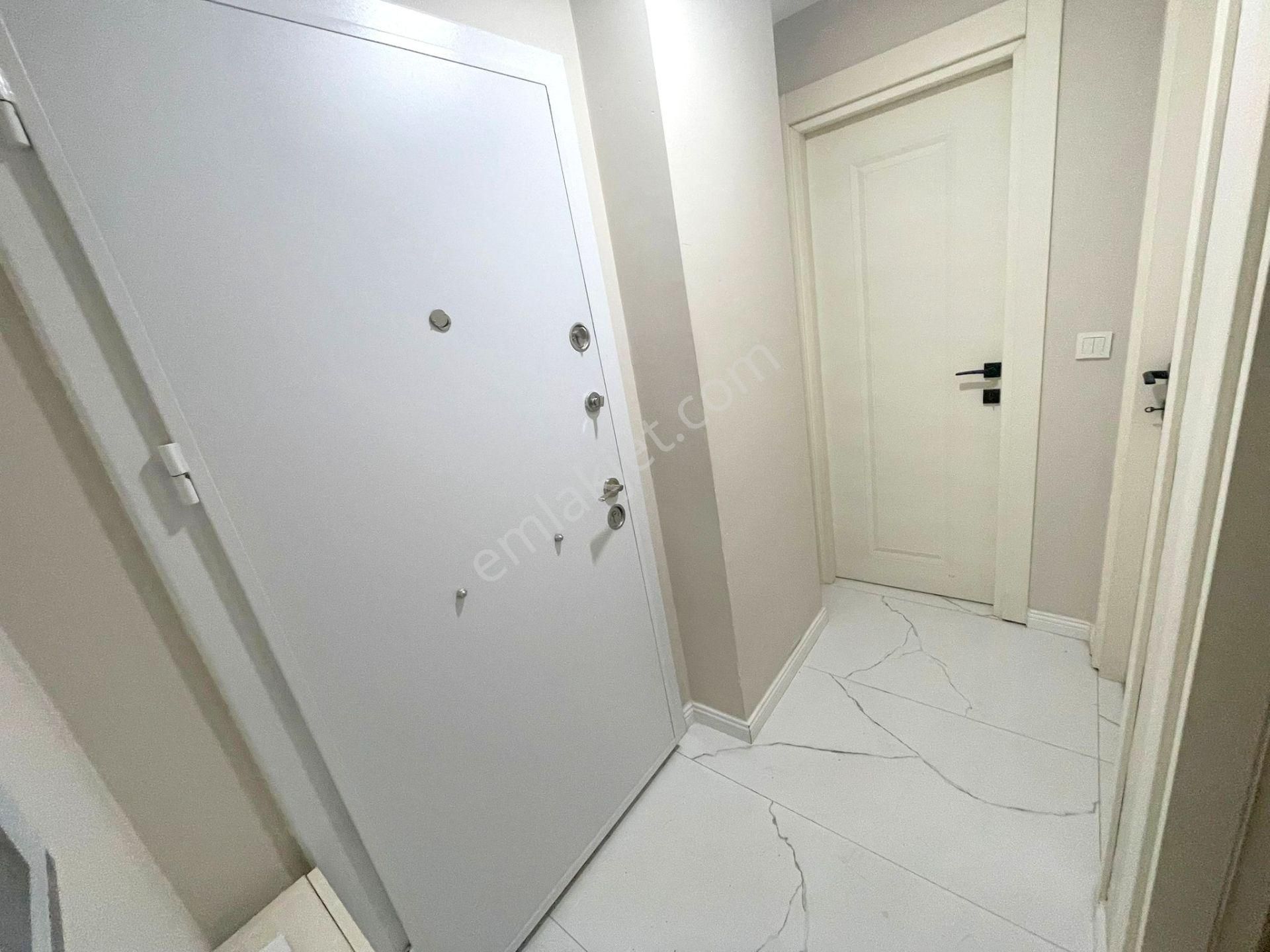 Emlak Dünyasından İdealtepe Koru Parkına Çok Yakın 1+1 55 M2 - Görsel 14