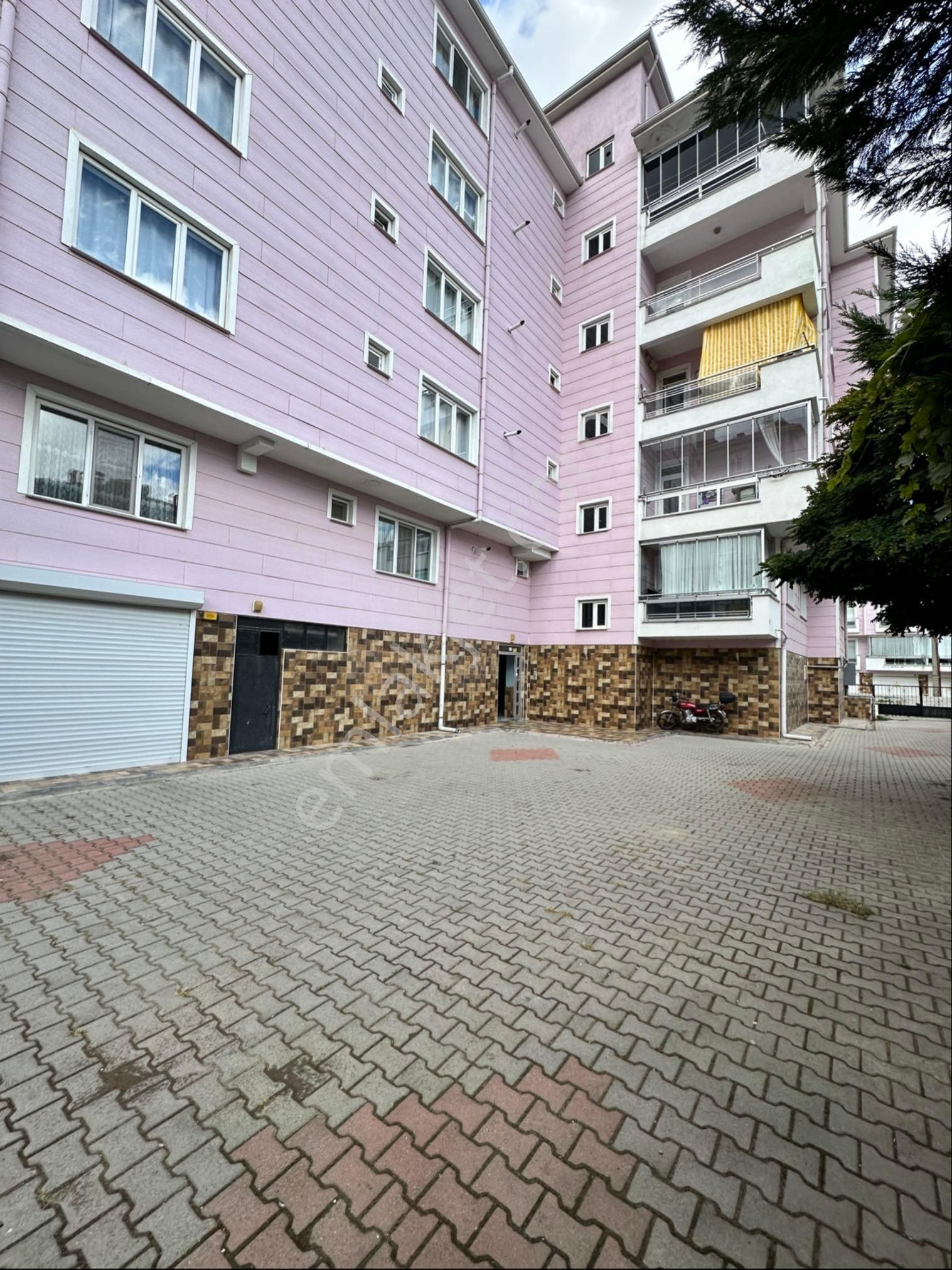 Dinç Emlaktan Gazi Mahallesinde Satılık 3+1 Daire - Görsel 5