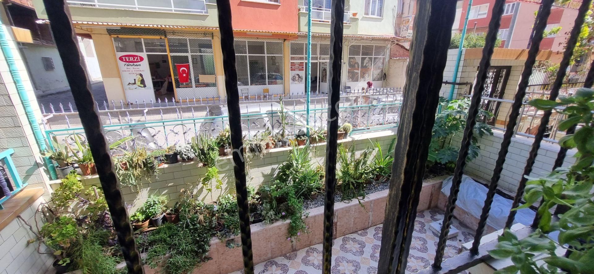 Aydın Nazilli Yöntem Emlaktan Cumhuriyet Mahallesinde Doğalgazlı Satılık 3+1 Yüksek Giriş Daire - Görsel 13