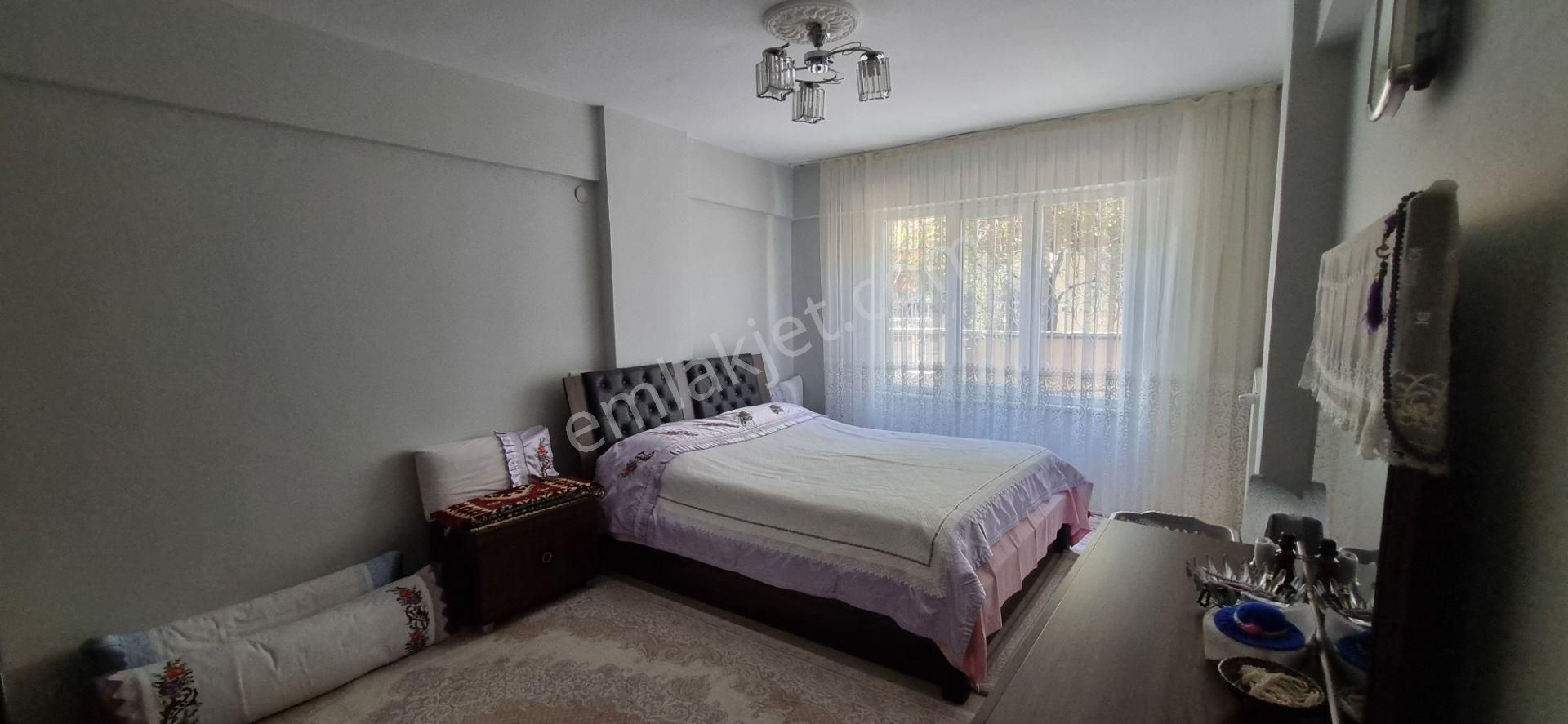 Aydın Nazilli Yöntem Emlaktan Cumhuriyet Mahallesinde Doğalgazlı Satılık 3+1 Yüksek Giriş Daire - Görsel 15