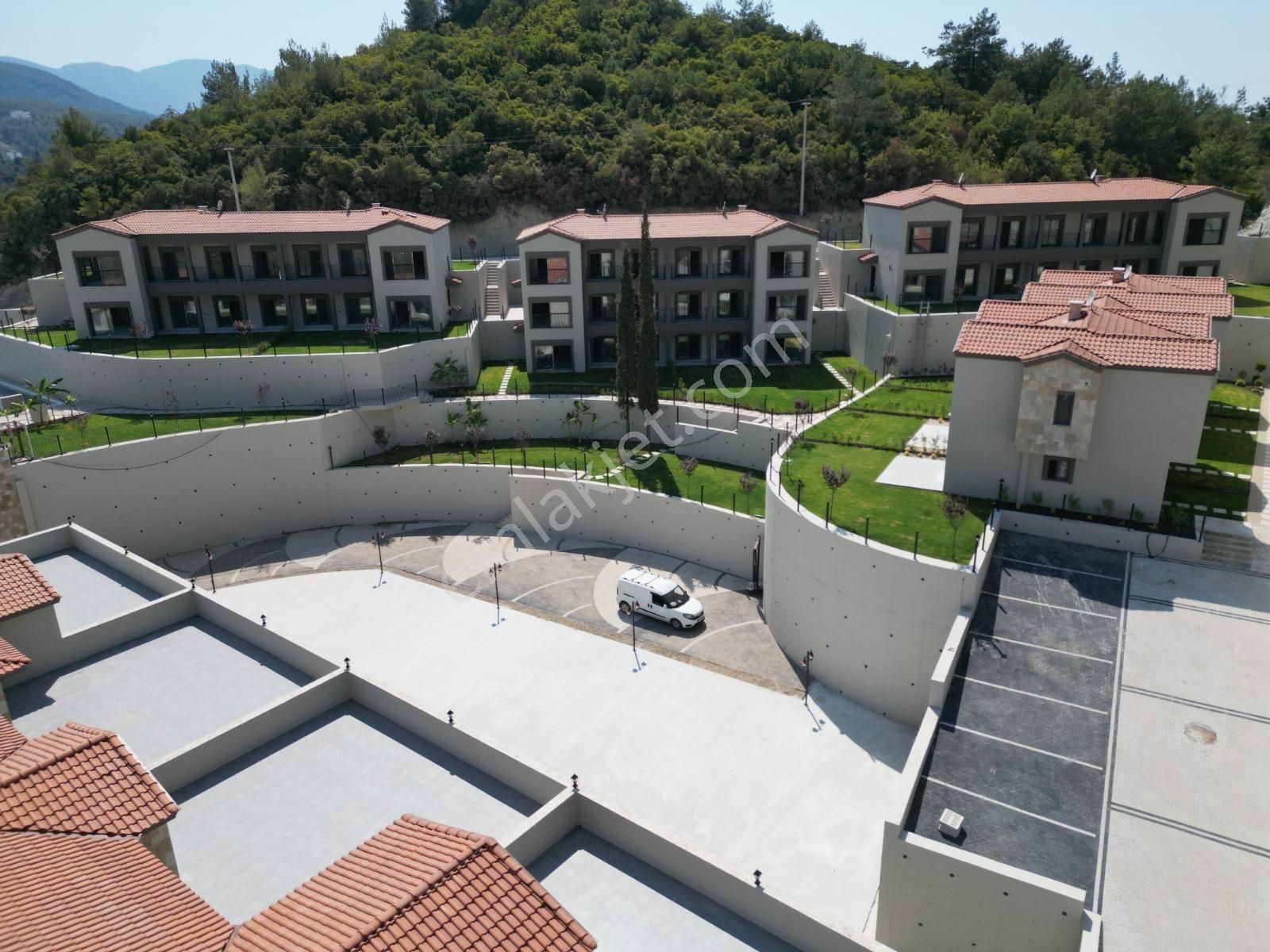 Doğa İle İç İçe Yeşillikler İçinde Muhteşem Proje 2+1 3+1 Lux Daireler - Görsel 8