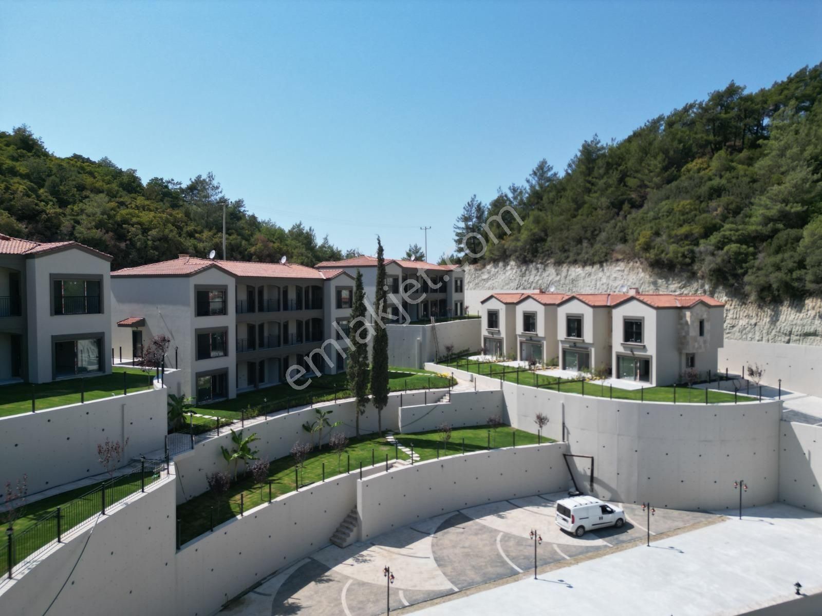 Doğa İle İç İçe Yeşillikler İçinde Muhteşem Proje 2+1 3+1 Lux Daireler - Görsel 20