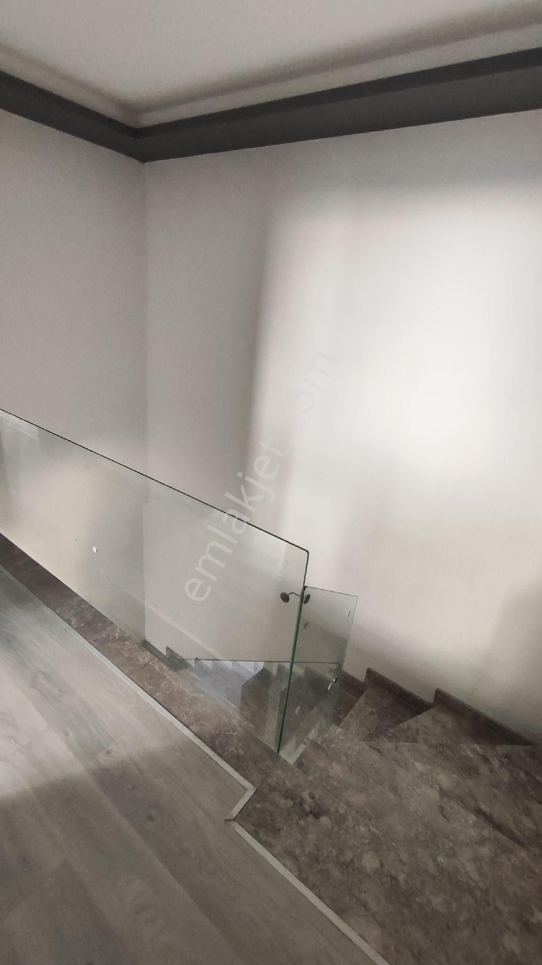 Kuşadası'nda Doğalgazlı 3+1 Bahçe Dubleksi Daire - Görsel 19