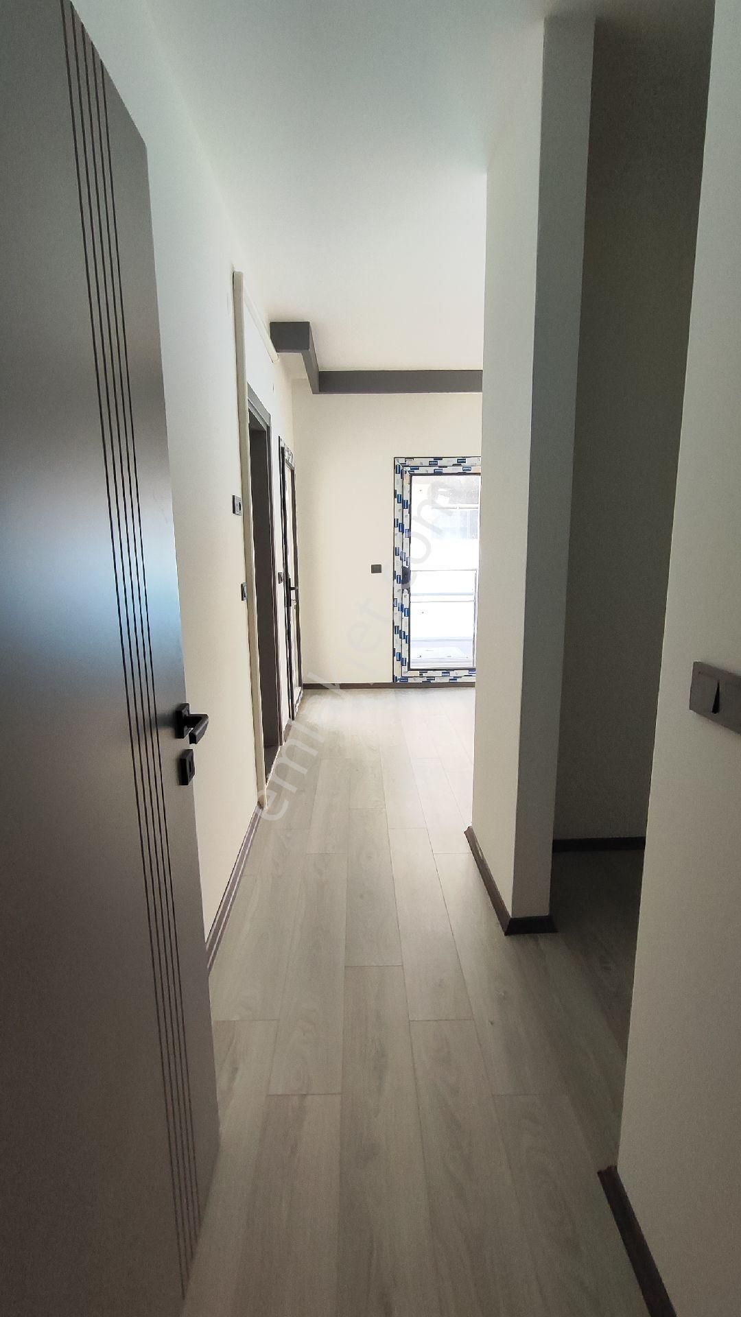 Kuşadası'nda Doğalgazlı 3+1 Bahçe Dubleksi Daire - Görsel 15