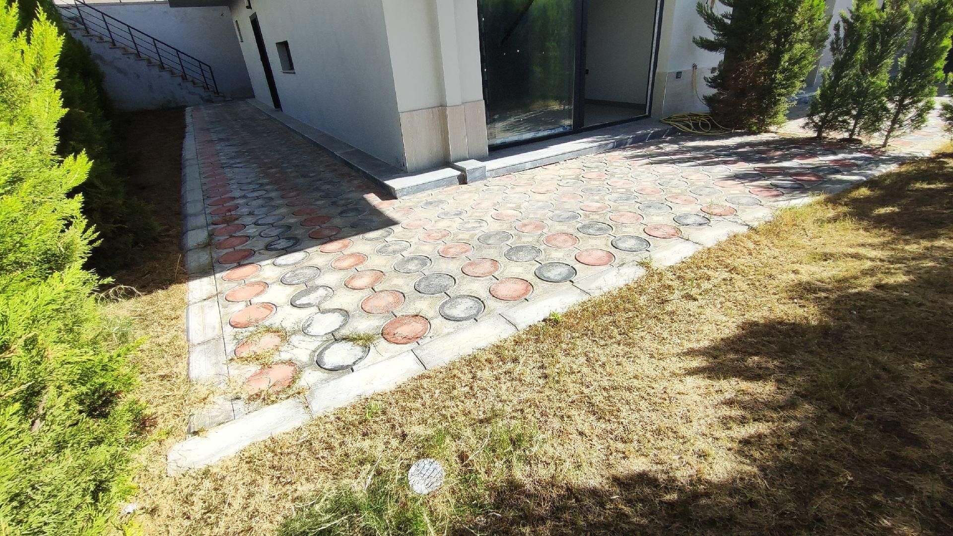 Kuşadası'nda Doğalgazlı 3+1 Bahçe Dubleksi Daire - Görsel 25