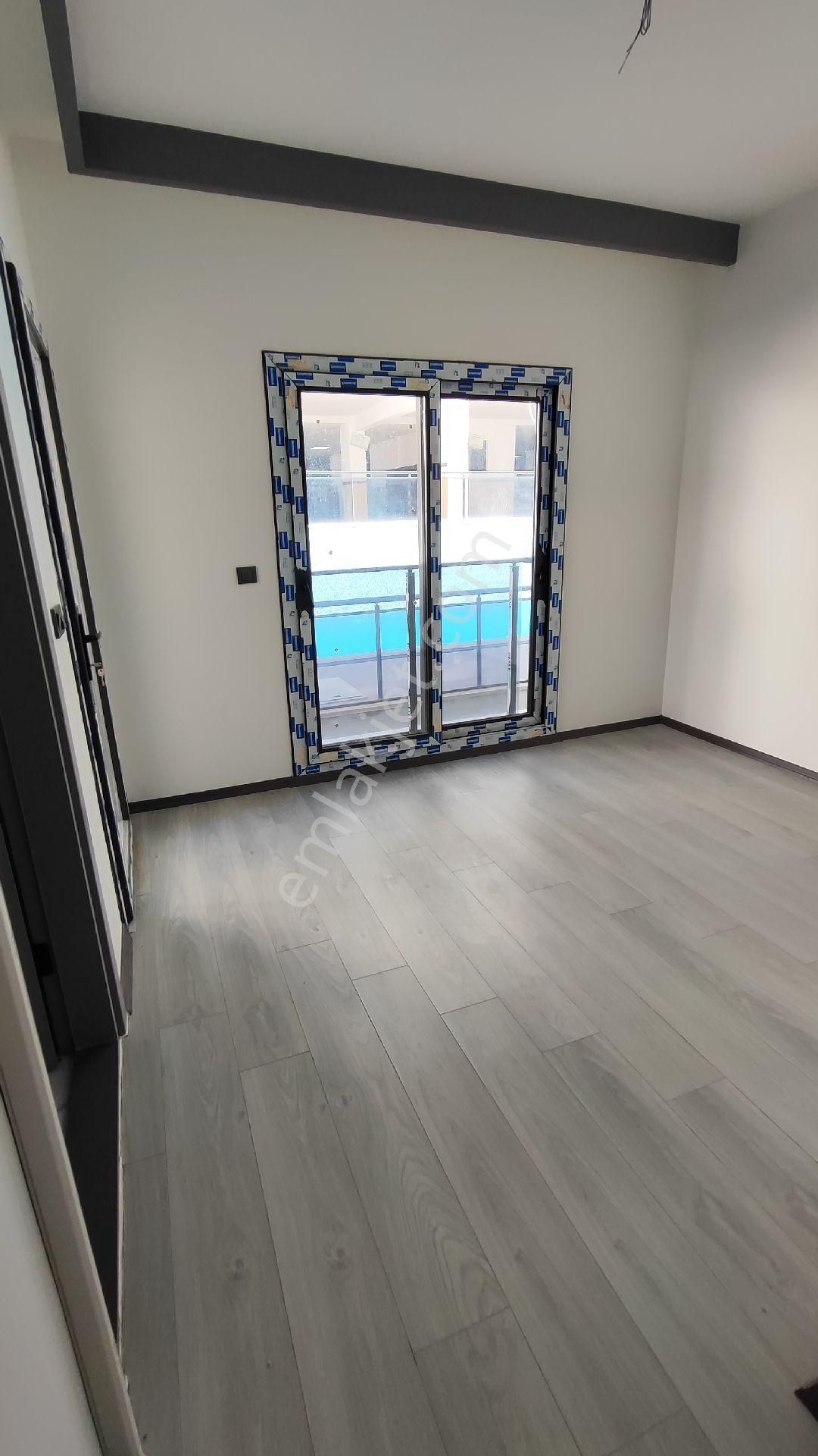 Kuşadası'nda Doğalgazlı 3+1 Bahçe Dubleksi Daire - Görsel 14