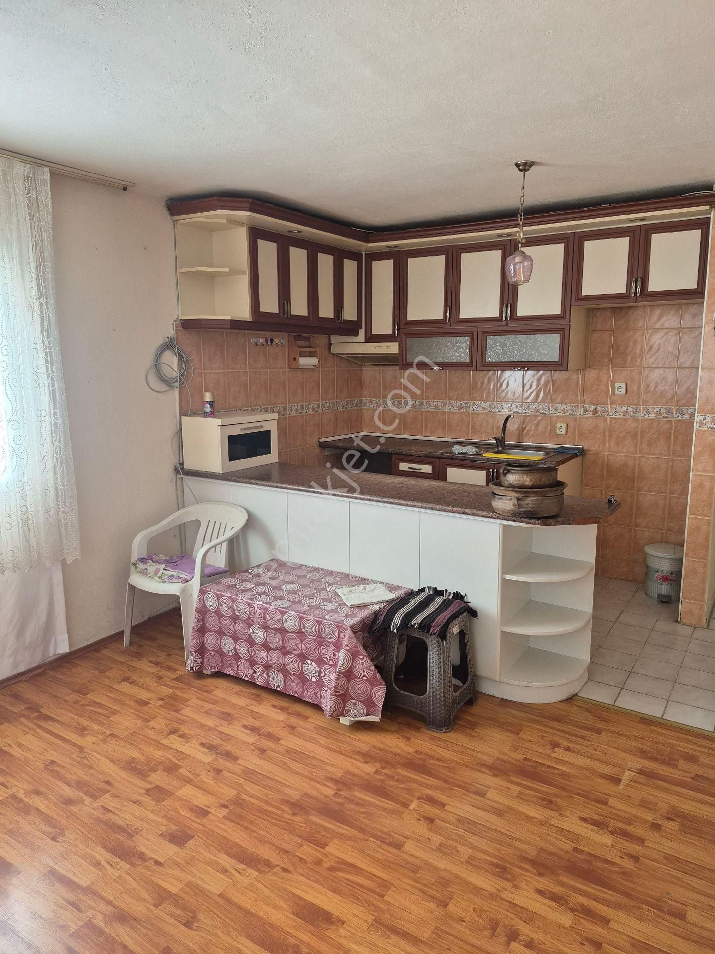 İzmir Bornova Evka 4'te Öncü Emlak'tan Kiralık Daire 15.000 - Görsel 3