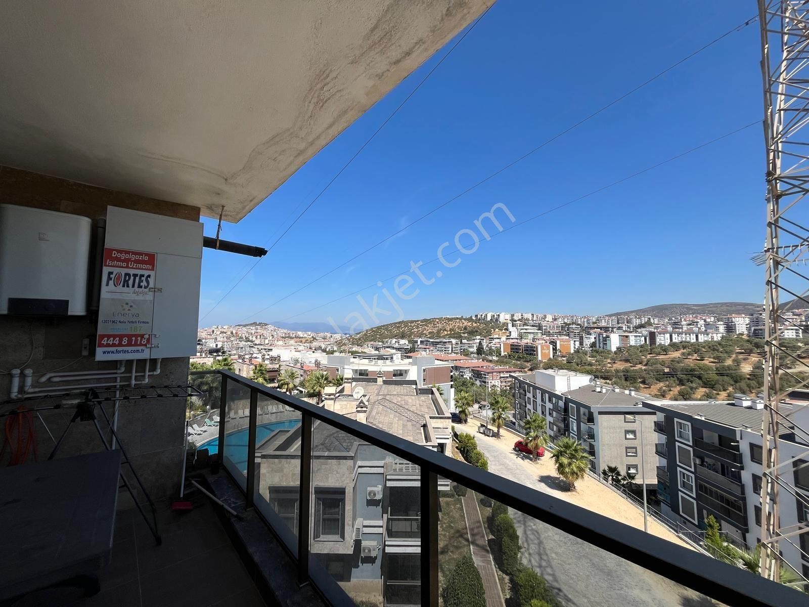 Kuşadası Değirmendere Mevkiinde Konforlu Elit Sitede Havuzlu 2+1 - Görsel 23