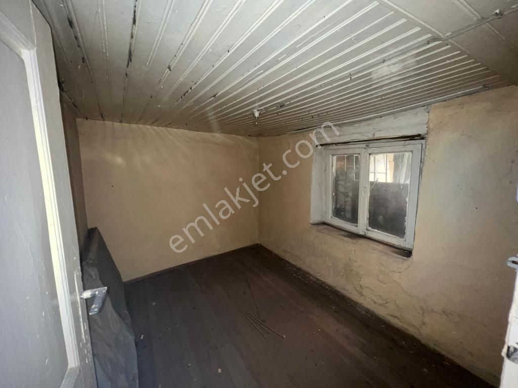 Defterdar Mah. 45m2 Oturumlu 9.50 İmarlı Müstakil Bina - Görsel 18