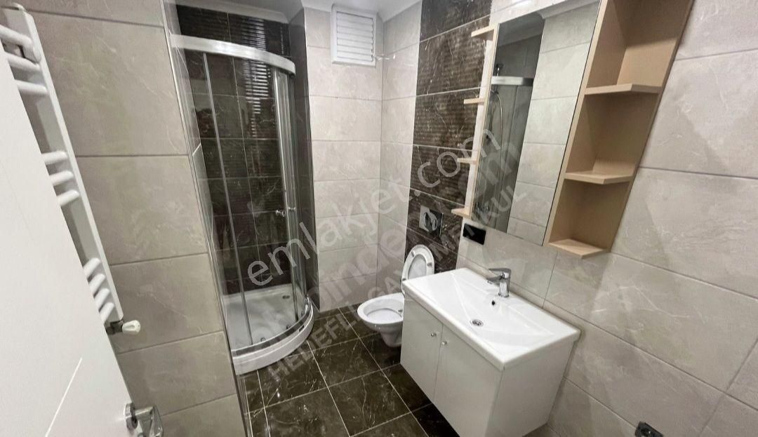 Bostancı Marmaraya Yakın, Ayrı Mutfaklı, Otoparklı, Balkonlu 2+1 - Görsel 22