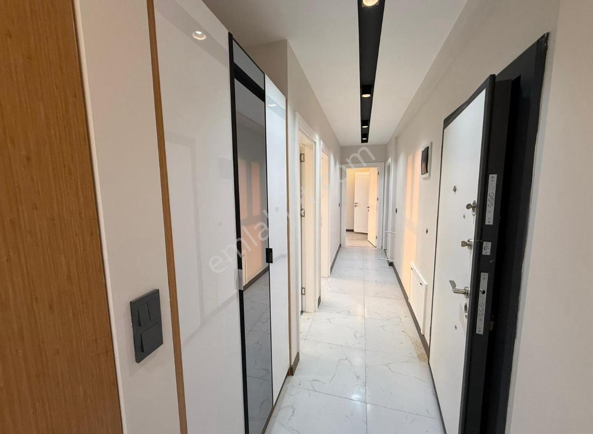 Davutlar Merkezde Sıfır Tek Blok Asansörlü Çift Banyolu 2+1 100m2 Lux - Görsel 20
