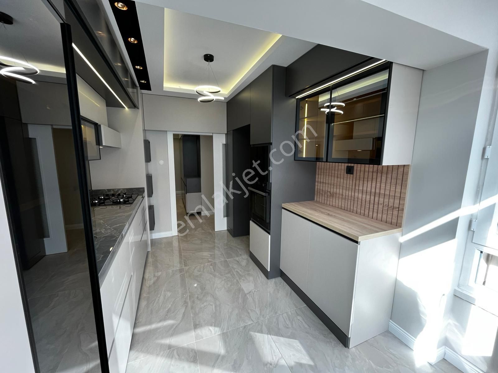 Selçuklu Mh De 3+1 Bağımsız Katta Full Yapılı Daire - Görsel 4