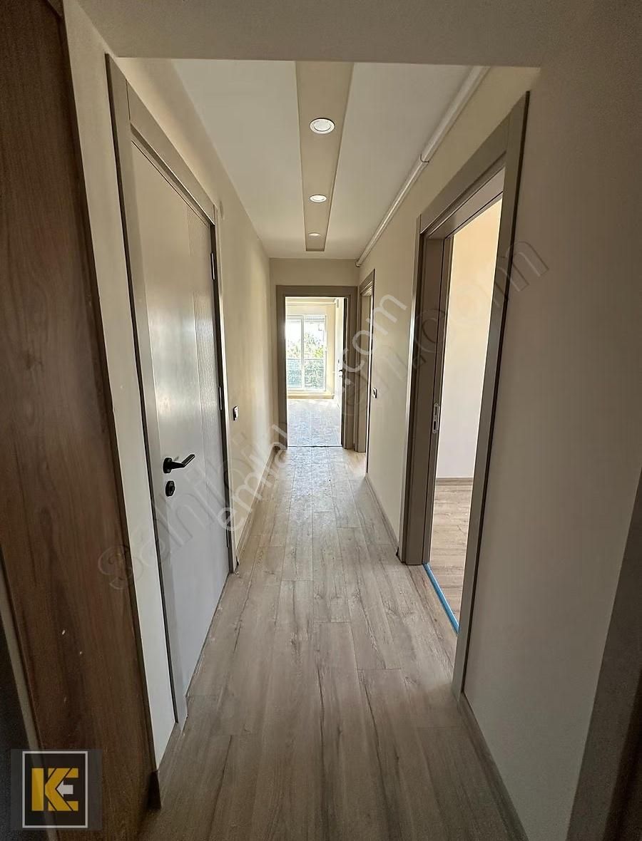 Kaan'dan...bahçeyaka'da 2+1 2. Kat'da Ayrı Mutfak Lüks Daire... - Görsel 2