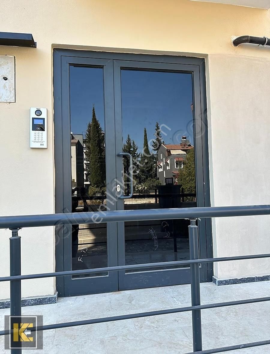 Kaan'dan...bahçeyaka'da 2+1 2. Kat'da Ayrı Mutfak Lüks Daire... - Görsel 17