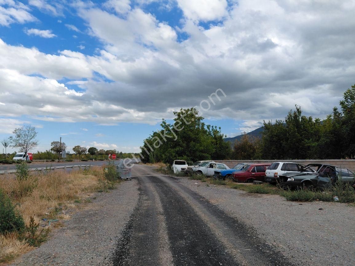 Bizim Emlaktan Saray 8.366 M² Köşe Parsel Elektrik Su İnanılmaz Fırsat !!! - Görsel 3