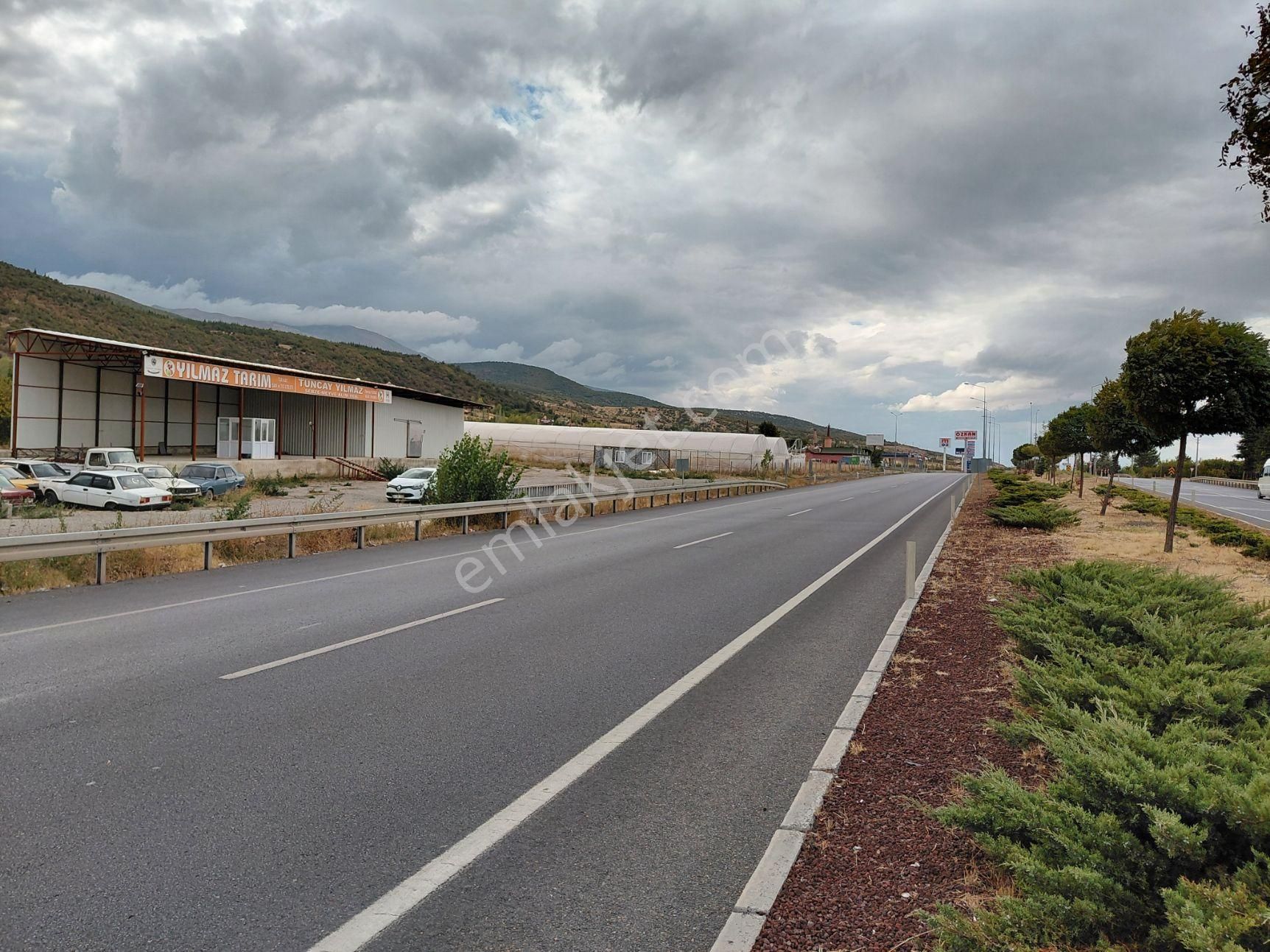 Bizim Emlaktan Saray 8.366 M² Köşe Parsel Elektrik Su İnanılmaz Fırsat !!! - Görsel 7