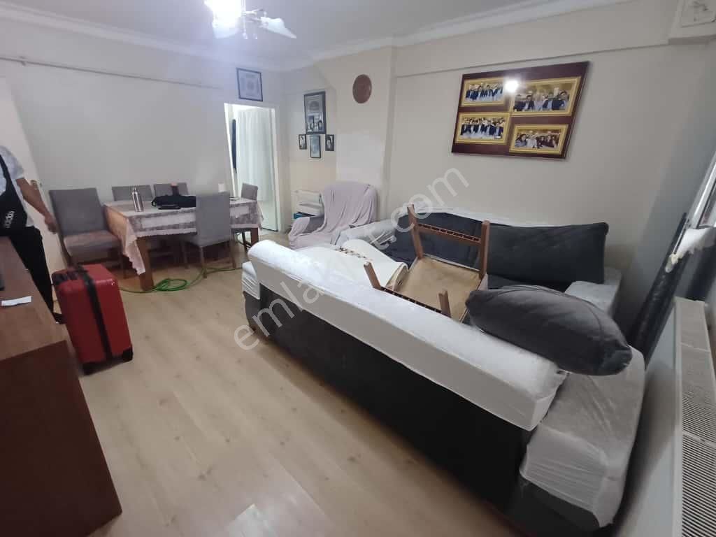 Fatih Cerrahpaşada 2+1 95m² Otoparklı Kredili Satılık Bahçekatı Osmanlı Emlak