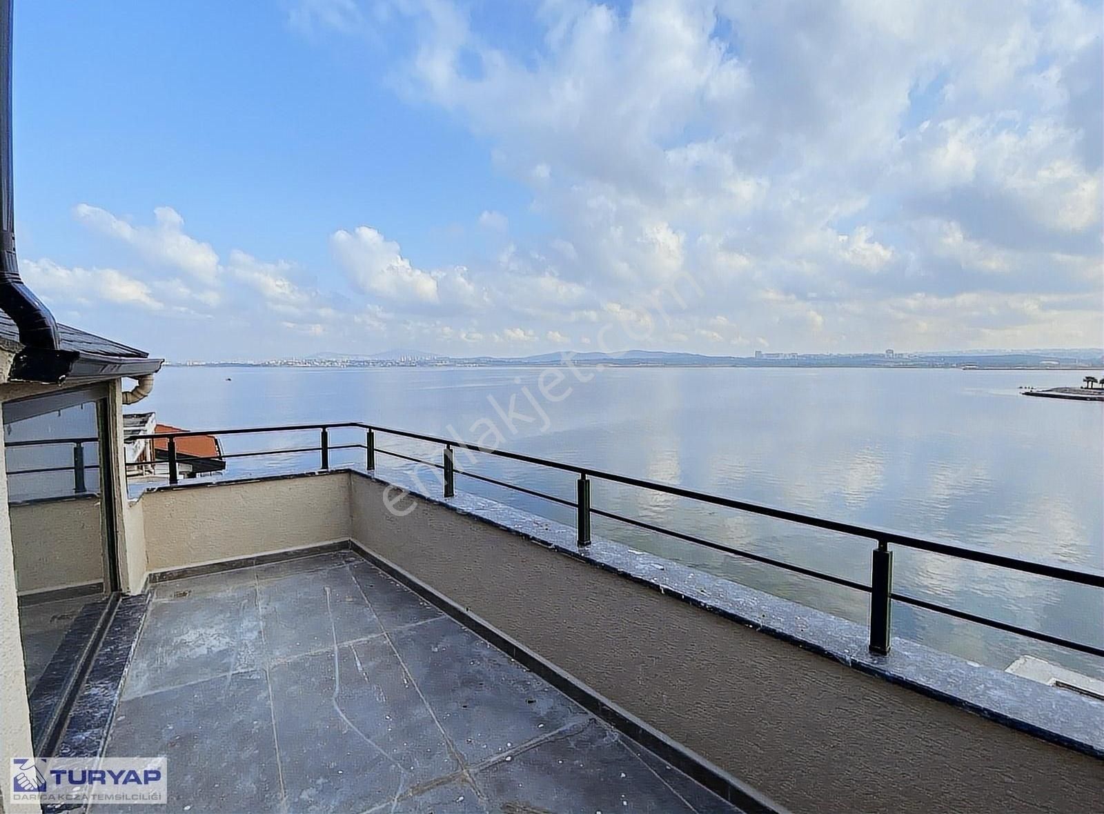 Turyap Koza'dan Bayramoğmlu Ada İçinde Satılık Yalı Dubleks - Görsel 21