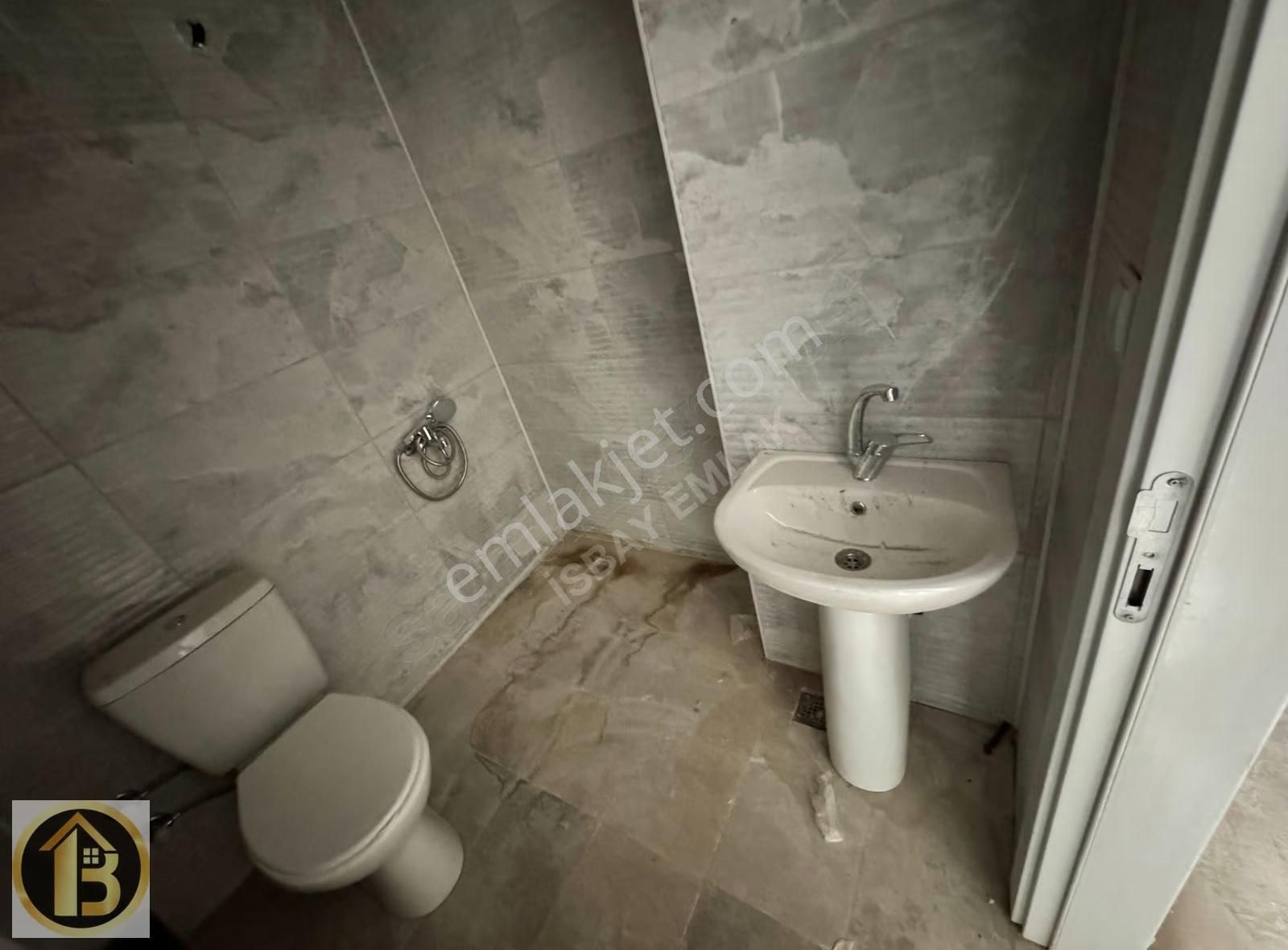 Hastane Yanı Yüksek Ara Katta Satılık 1+1 Daire - Görsel 11