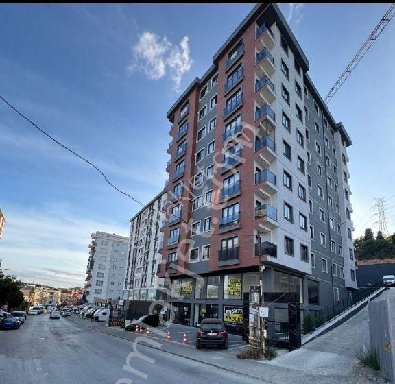 Sıfır Lüks 2+1 Daire Cadde Üzeri