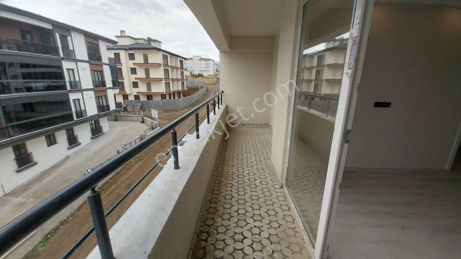 Ekşioğlu'ndan Tekirdağ Süleymanpaşa Zafer Mahallesi 1+1 Satılık Daire - Görsel 11