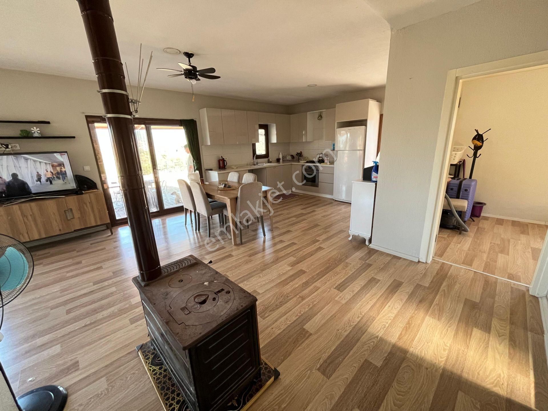 Meşelik'de Müstakil Geniş Bahçeli Ev - Görsel 16