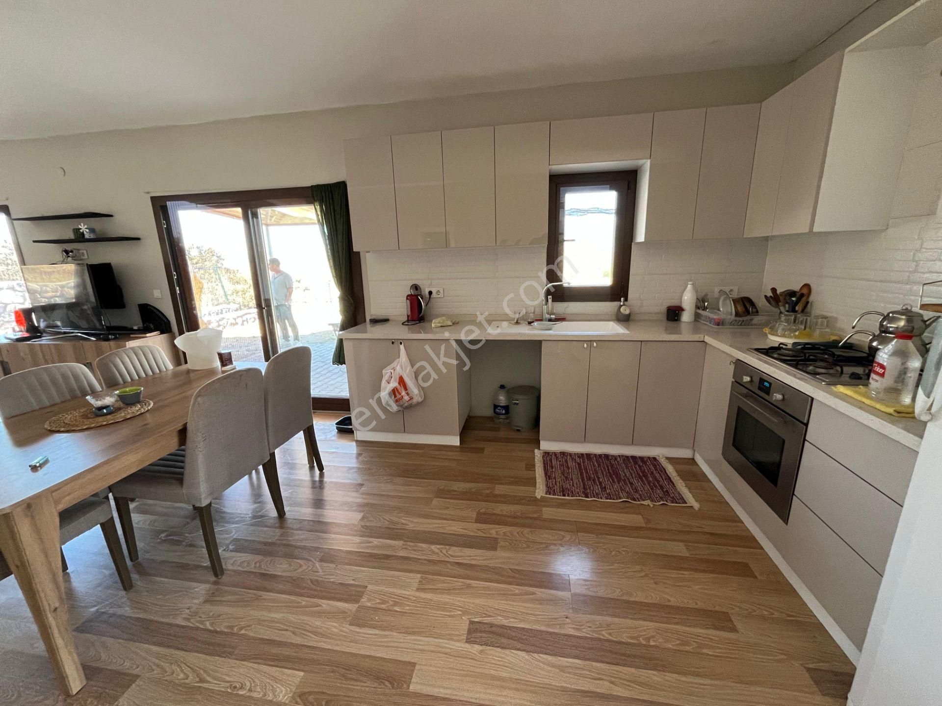 Meşelik'de Müstakil Geniş Bahçeli Ev - Görsel 9