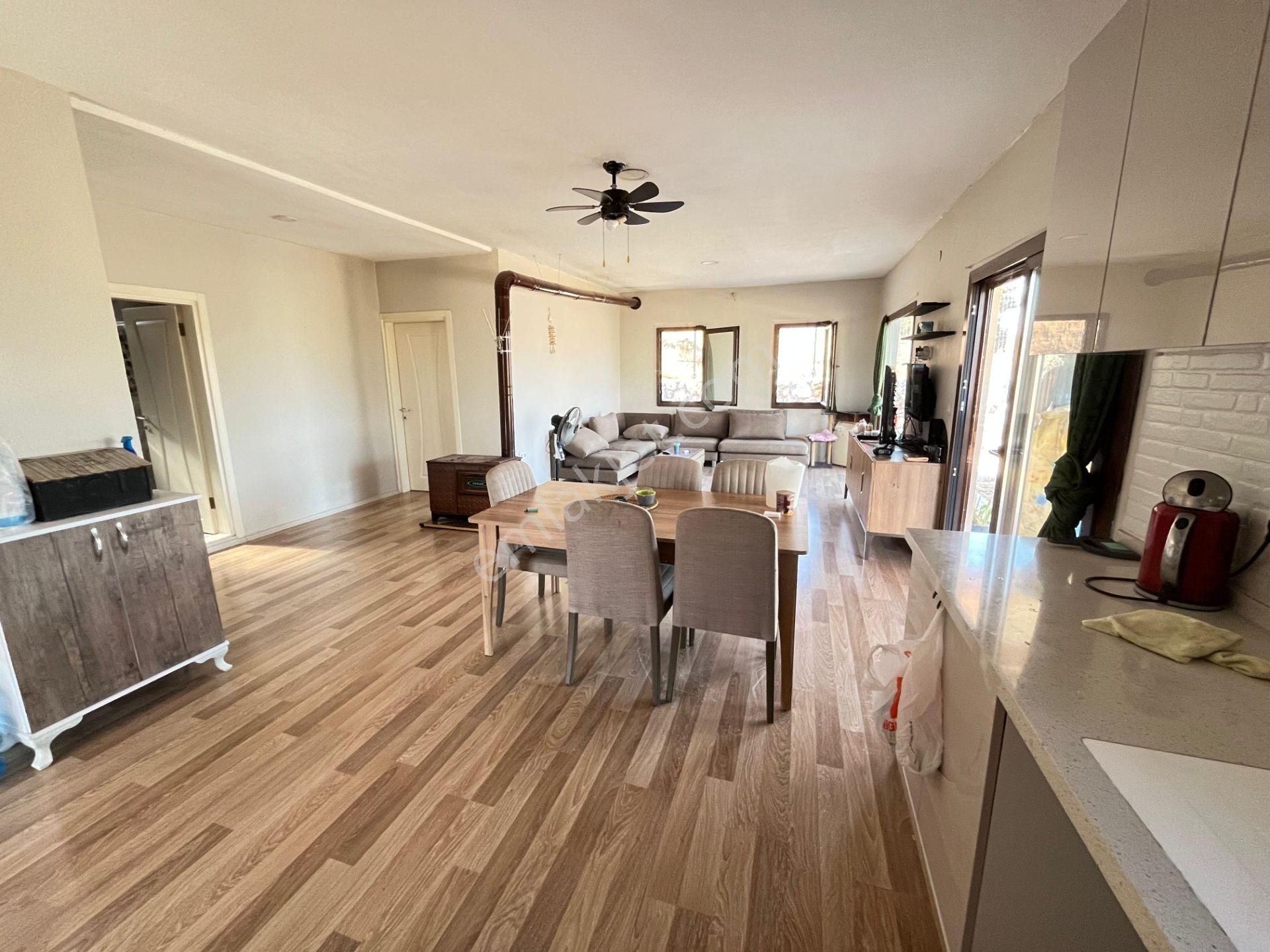 Meşelik'de Müstakil Geniş Bahçeli Ev - Görsel 13