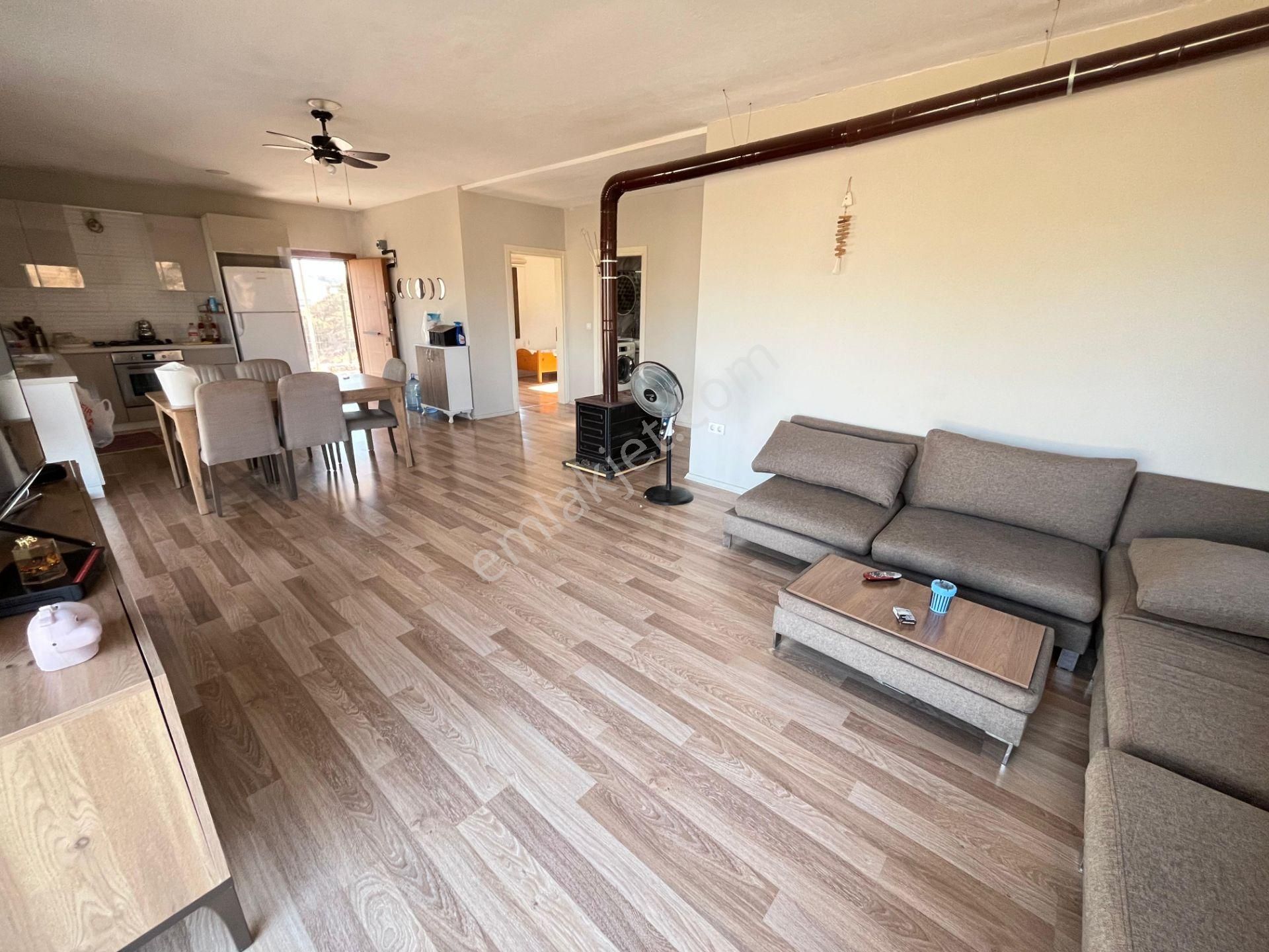 Meşelik'de Müstakil Geniş Bahçeli Ev - Görsel 3